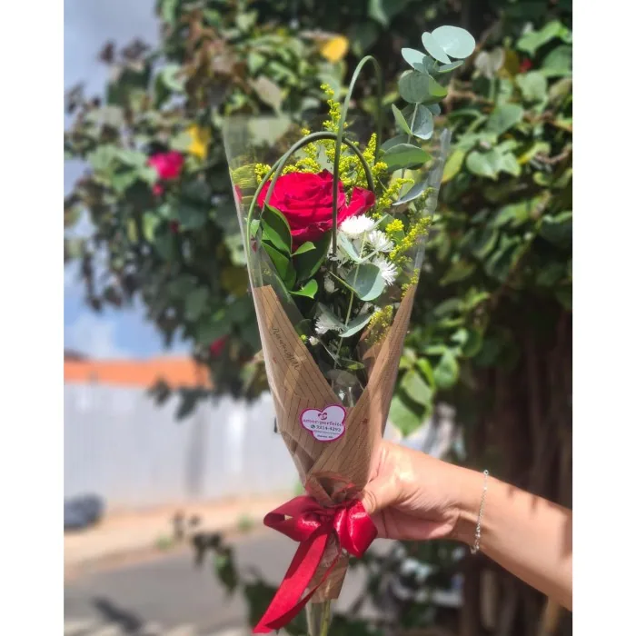 Rosa Decorada Especial com Ferrero 04UN